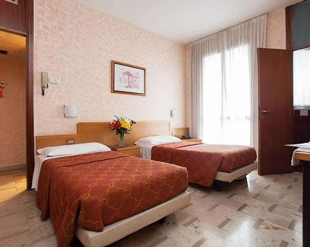 Ih Hotels Milano Aparthotel Argonne Park