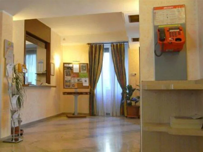 Ih Hotels Milano Aparthotel Argonne Park 3*,